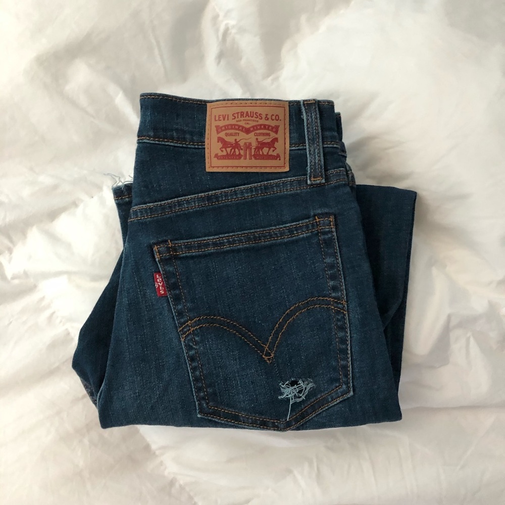 Levi’s wedgie high rise straight leg jean